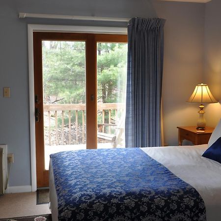 Carmel Cove Inn Deep Creek Lake 斯旺顿 外观 照片