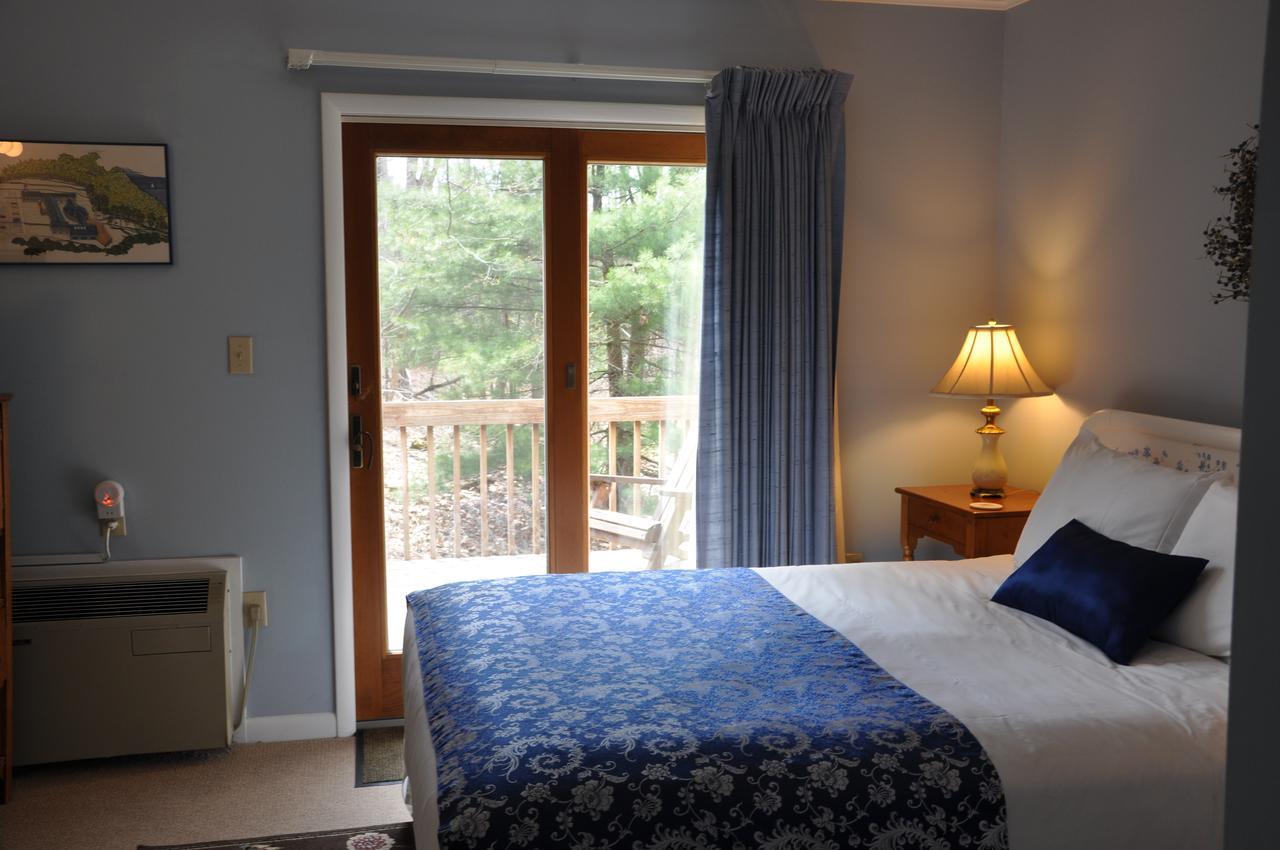 Carmel Cove Inn Deep Creek Lake 斯旺顿 外观 照片