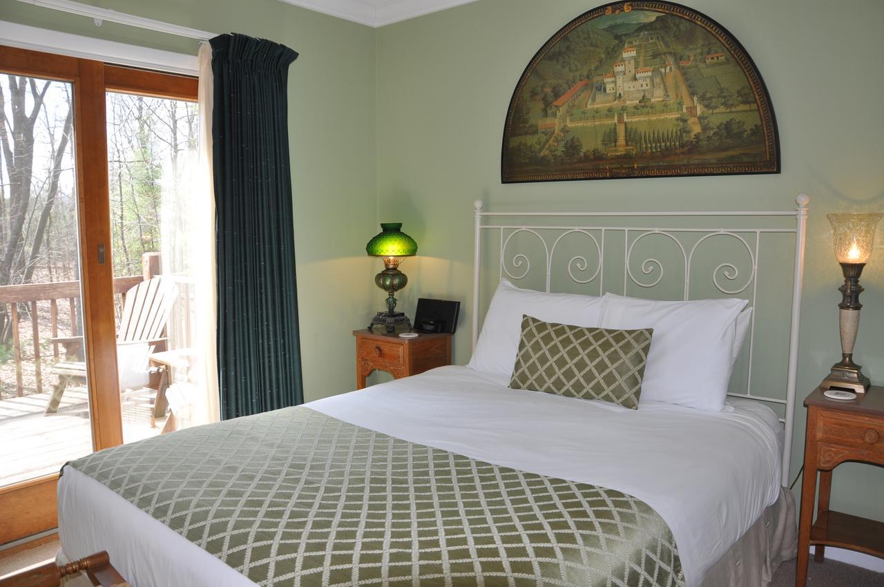 Carmel Cove Inn Deep Creek Lake 斯旺顿 外观 照片