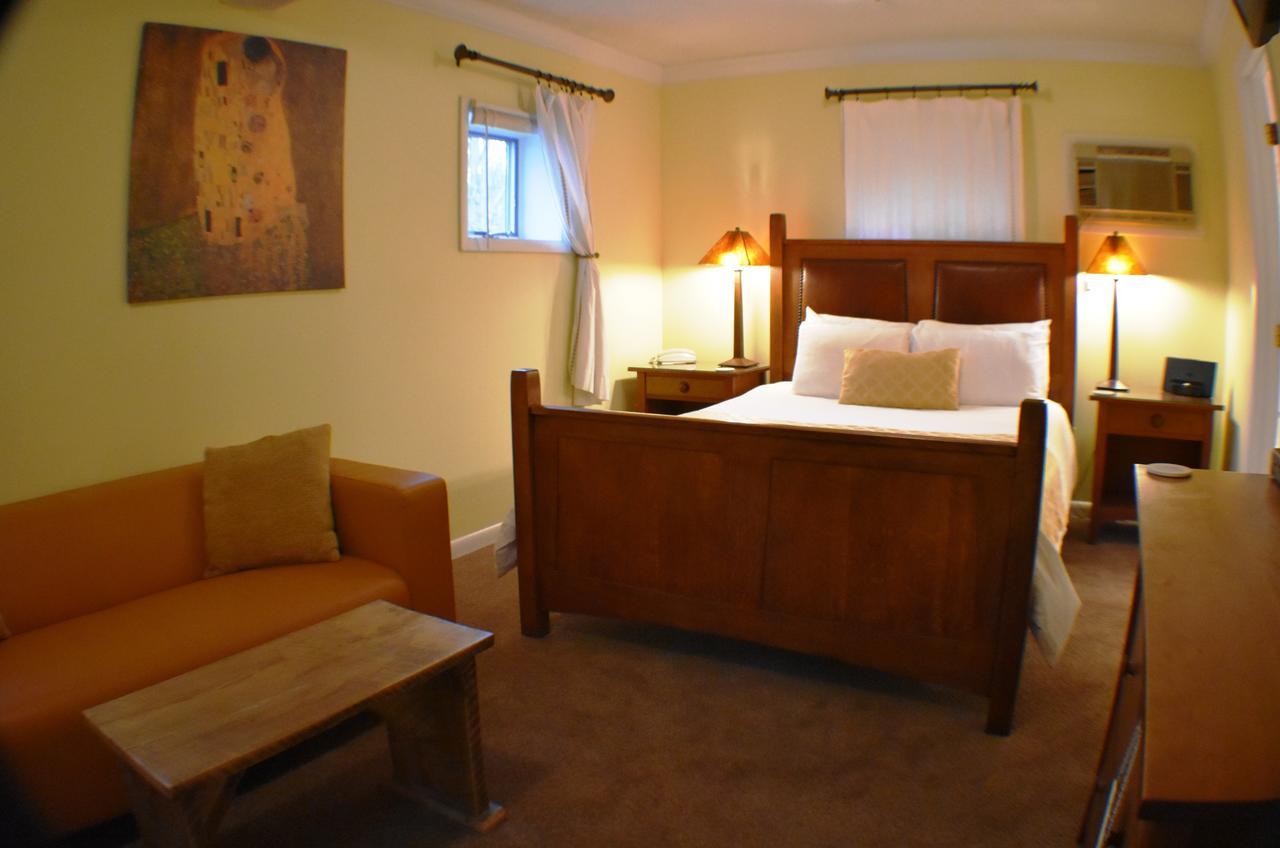 Carmel Cove Inn Deep Creek Lake 斯旺顿 外观 照片